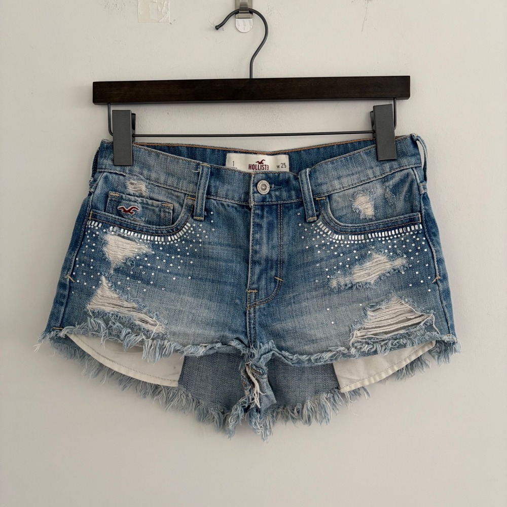 Hollister Distressed Studded Denim Shorts Blue Size 1 W25
